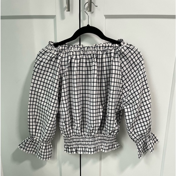 Checker patterned smocked waistband crop top - Picture 3 of 5